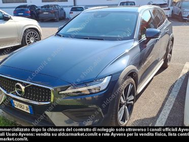 Volvo V60 Cross Country 2.0 b4 Business Pro Line awd auto