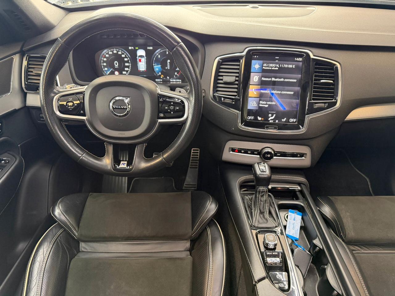 Volvo XC90 D5 AWD Geartronic 7 posti R-design