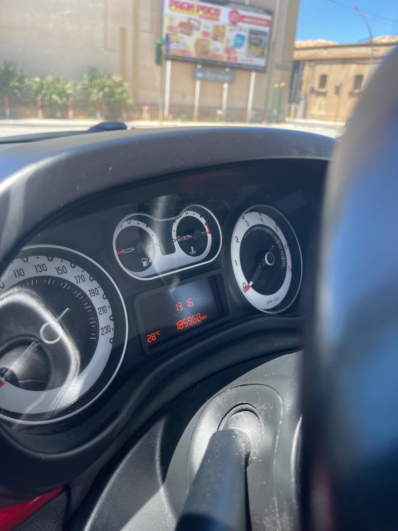 Fiat 500L 1.6 Multijet 120 CV Lounge