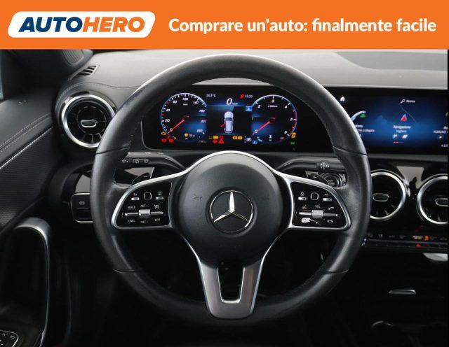MERCEDES-BENZ CLA 200 d Automatic Shooting Brake Premium