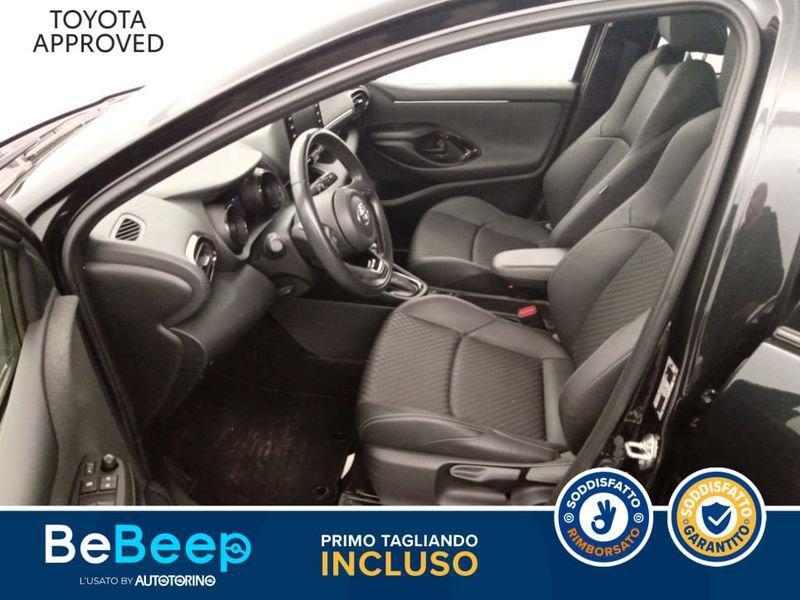 Toyota Yaris 1.5 HYBRID LOUNGE