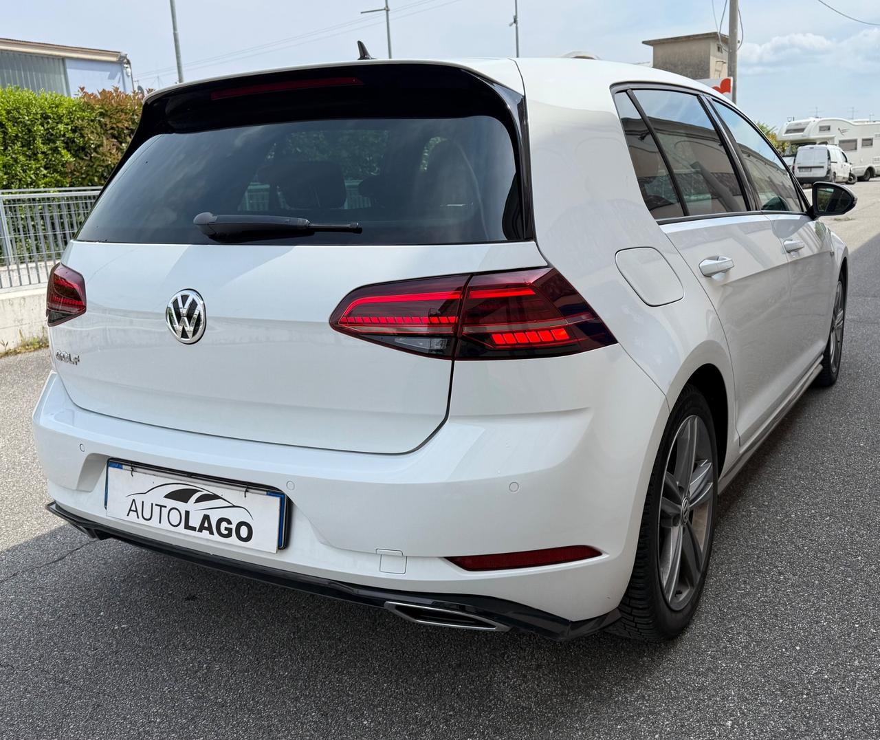Volkswagen Golf 1.4 TSI 125 CV 5p. Sport R-line