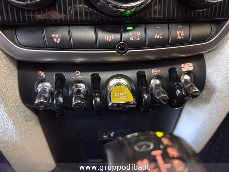 MINI Countryman Mini F60 2017 Benzi Mini 1.5 Cooper SE Hype all4 auto