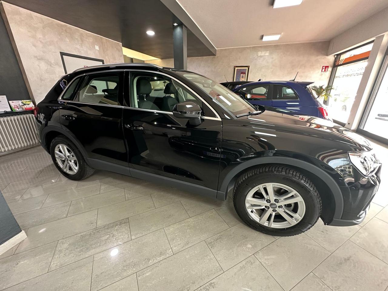 Audi Q3 Business Advanced 2.0 35 TDI #5788