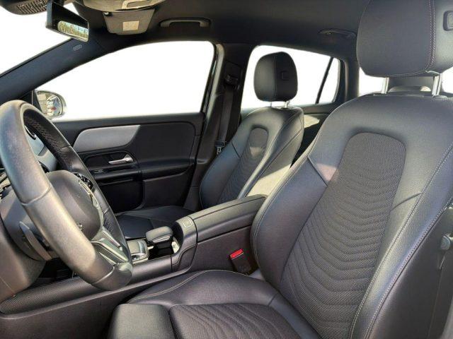 MERCEDES-BENZ GLA 180 d Automatic Sport