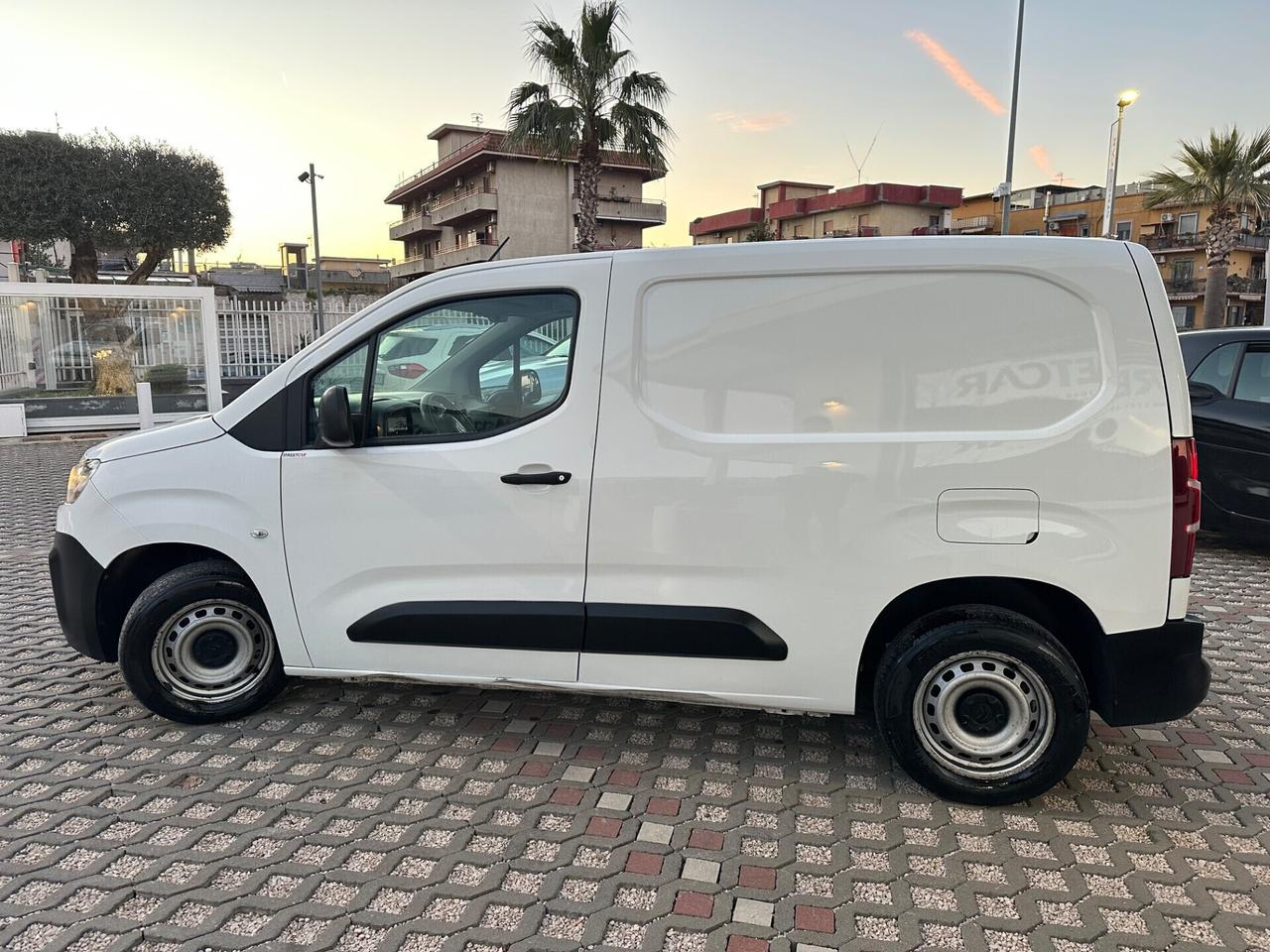 Citroen Berlingo BlueHDi 100 S&S Van M Club