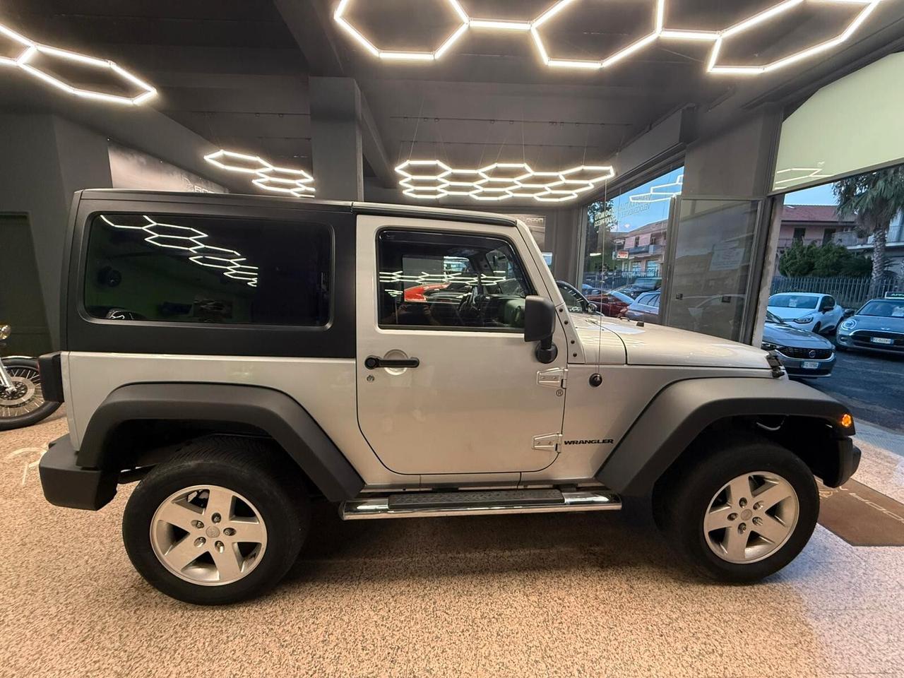 Jeep Wrangler 2.8 CRD DPF HARD TOP CORTA