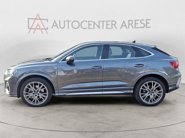 AUDI Q3 45 TFSI e S tronic S line edition