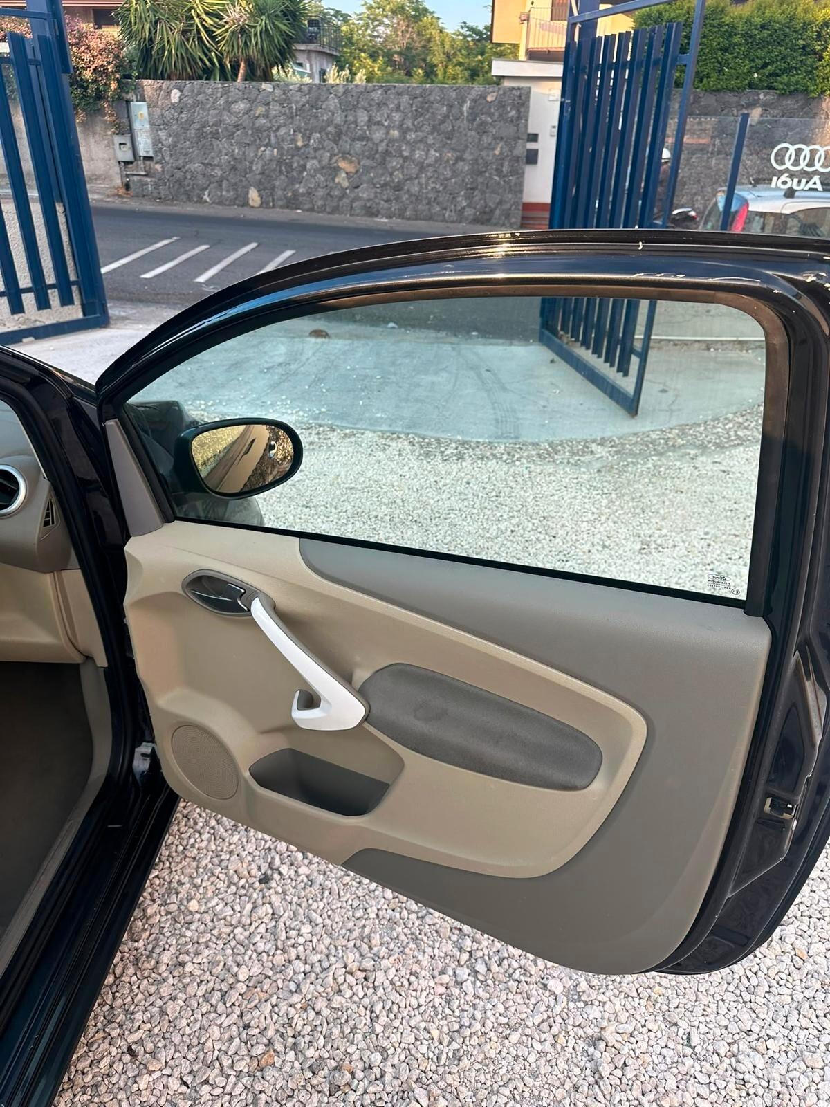 Ford Ka Ka+ 1.2 8V 69CV INDIVIDUAL