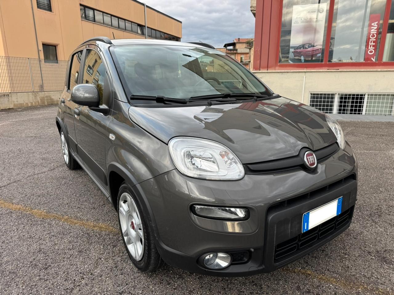 Panda 1.0 GPL Hybrid City Life 19.000 KM