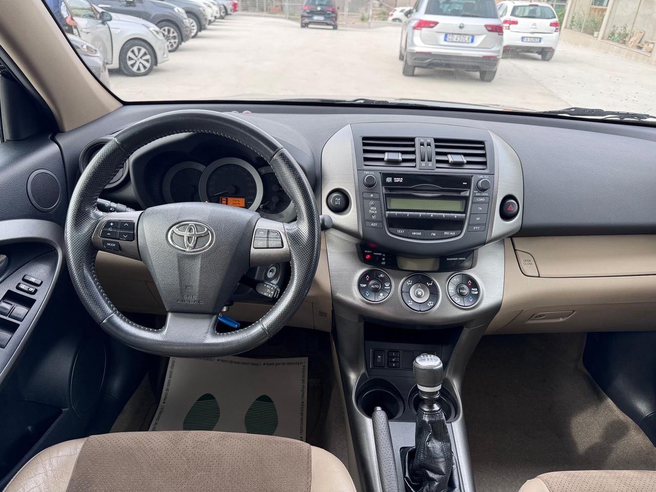 Toyota RAV 4 RAV4 Crossover 2.2 D-4D 150 CV DPF Exclusive