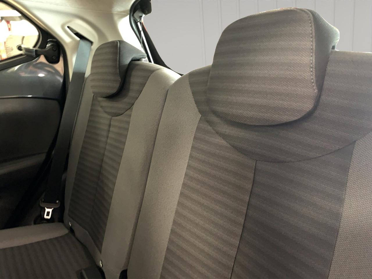 Toyota Aygo 5p 1.0 x-play 72cv