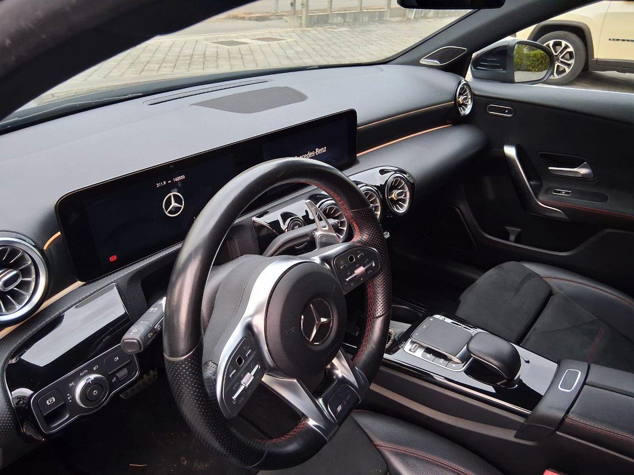 MERCEDES A250 4 MATIC PREMIUM