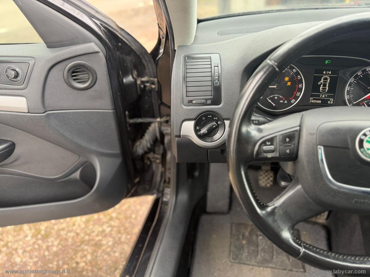 SKODA Octavia 2.0 TDI FAP Wagon Elegance