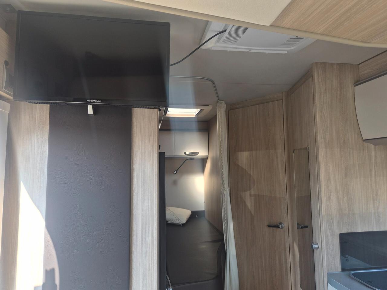 Fiat PROFESSIONAL DUCATO WEINSBERG CARASUITE CAMPER