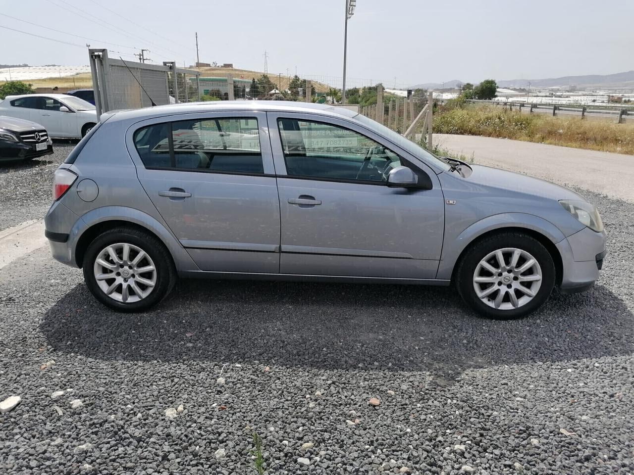 Opel Astra 1.7 CDTI 101CV 5 porte Cosmo