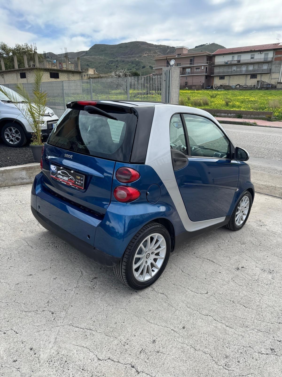 Smart ForTwo 1000 52 kW coupé pure