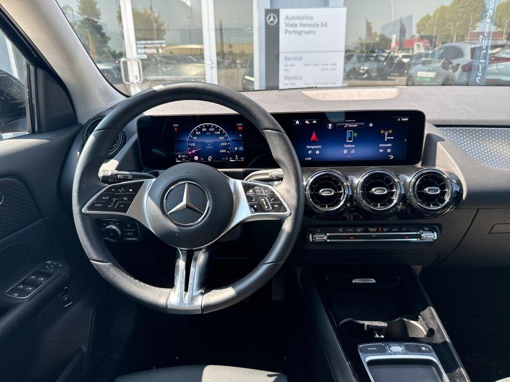 Mercedes GLA 180 180 D Advanced 8G-DCT