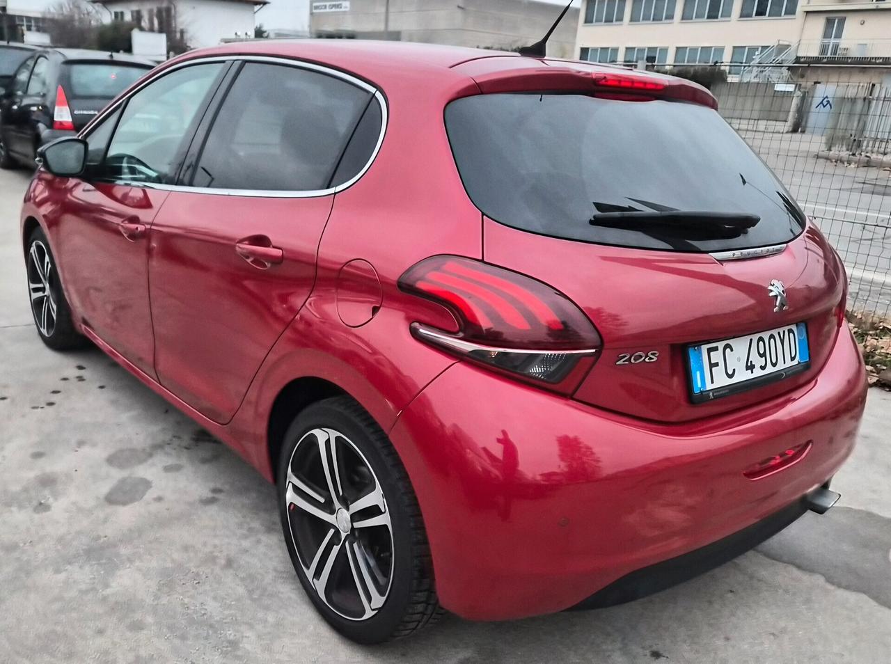 Peugeot 208 PureTech Turbo 110 S&S 5 porte GT Line