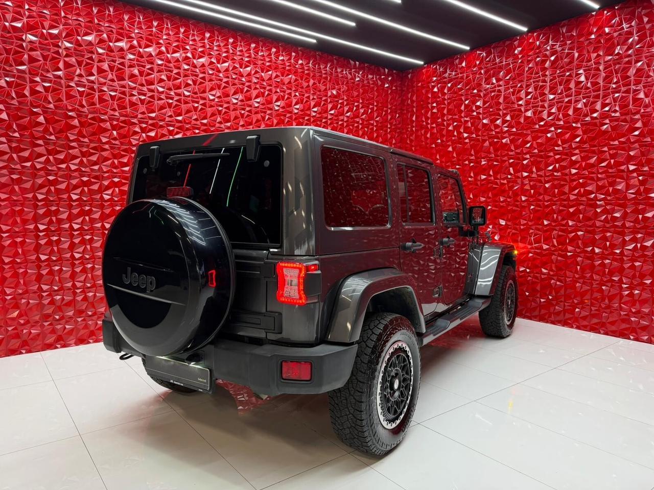 Jeep Wrangler Unlimited 2.8 CRD DPF Sahara Auto Night Eagle