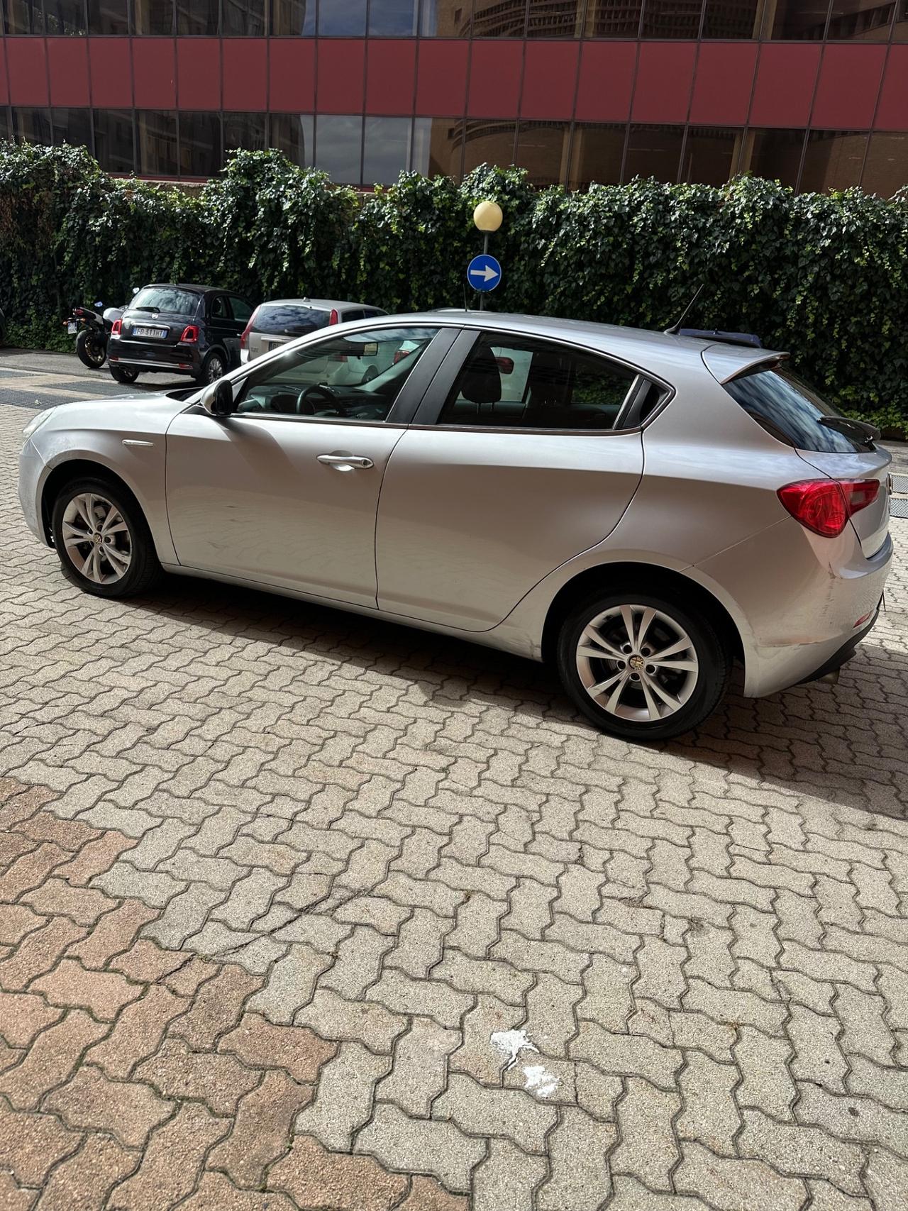 Alfa Romeo Giulietta 2.0 JTDm-2 140 CV Progression