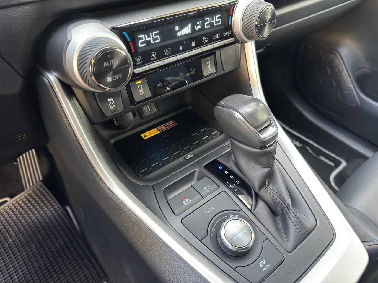 Toyota Rav4 2.5 HV ADVENTURE (222CV) AWD