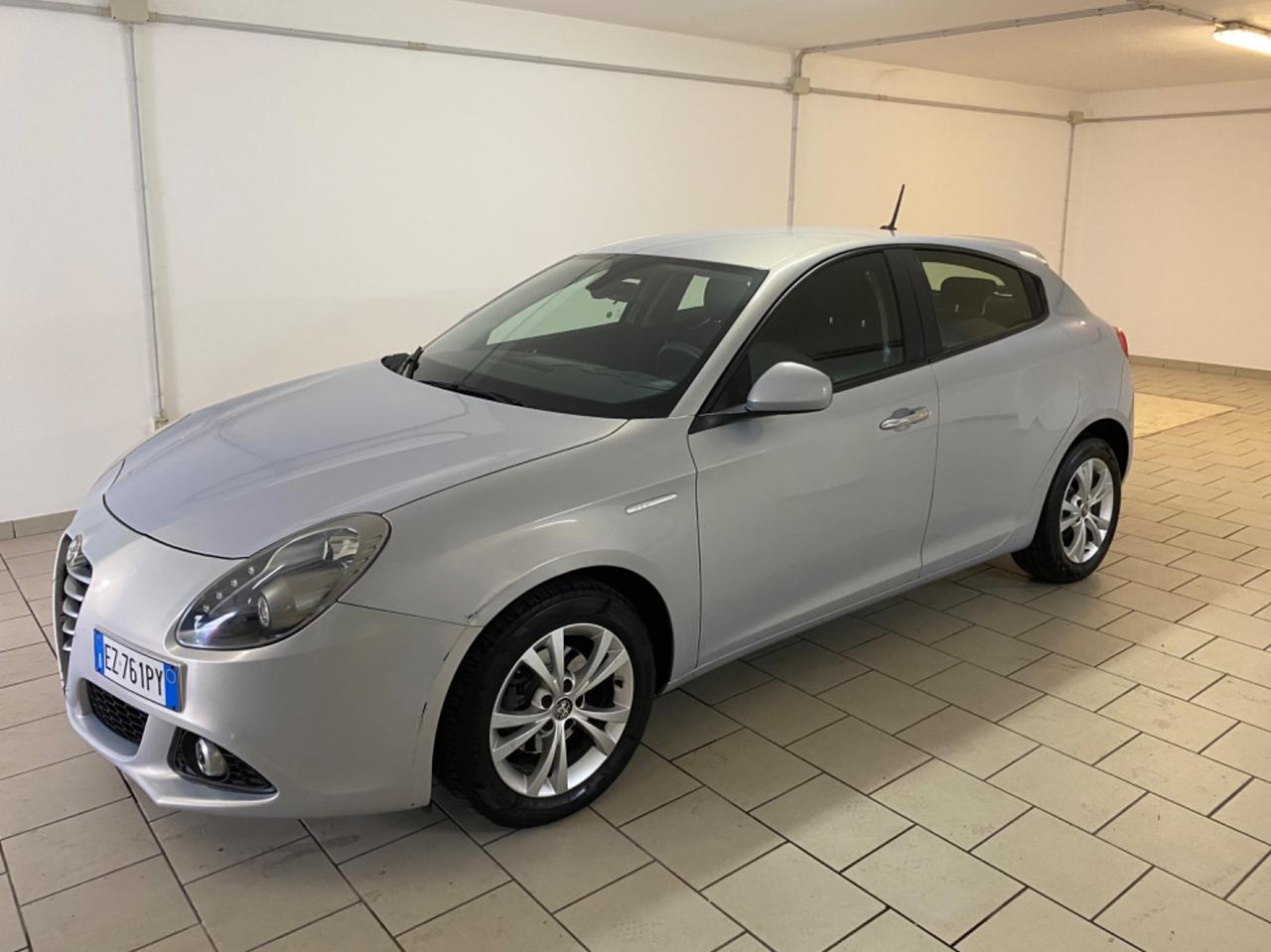Alfa Romeo Giulietta 1.6 JTDm-2 105 CV Distinctive