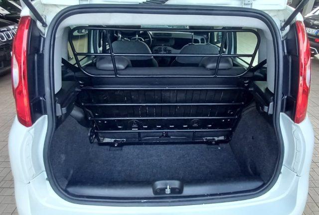 FIAT Panda 1.0 GSE S&S Hybrid Street Van 4 posti