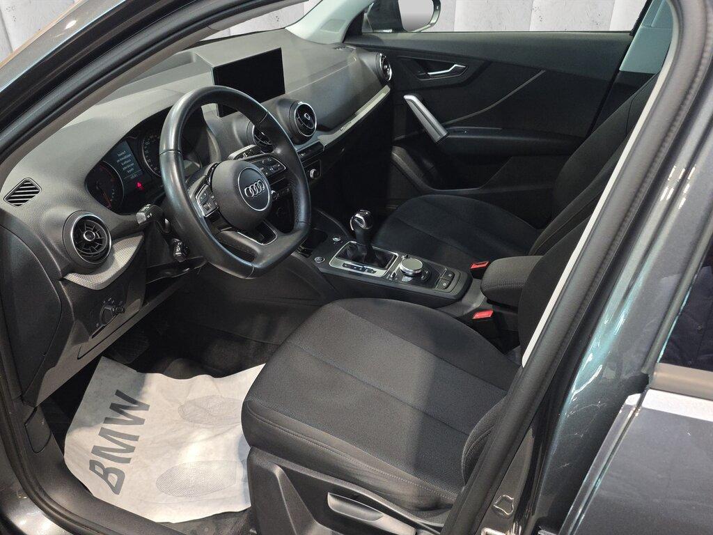 Audi Q2 35 2.0 TDI Business S tronic