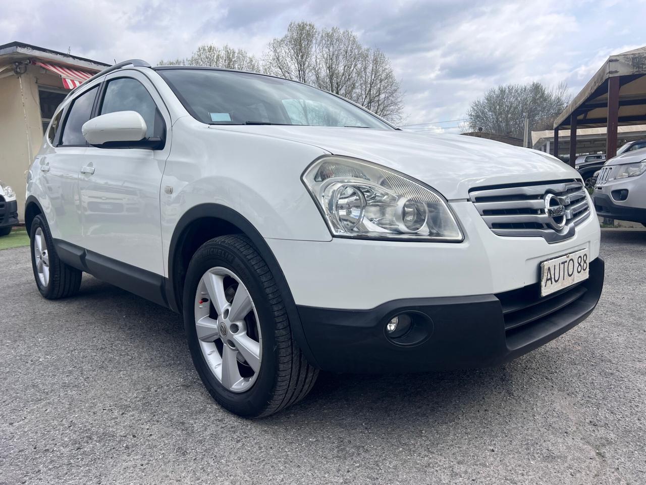 Nissan Qashqai Qashqai+2 2.0 dCi DPF Tekna