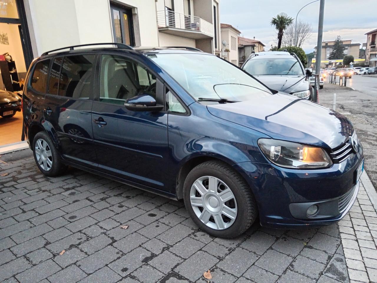 Volkswagen Touran Business 1.6 TDI DSG Comfortline