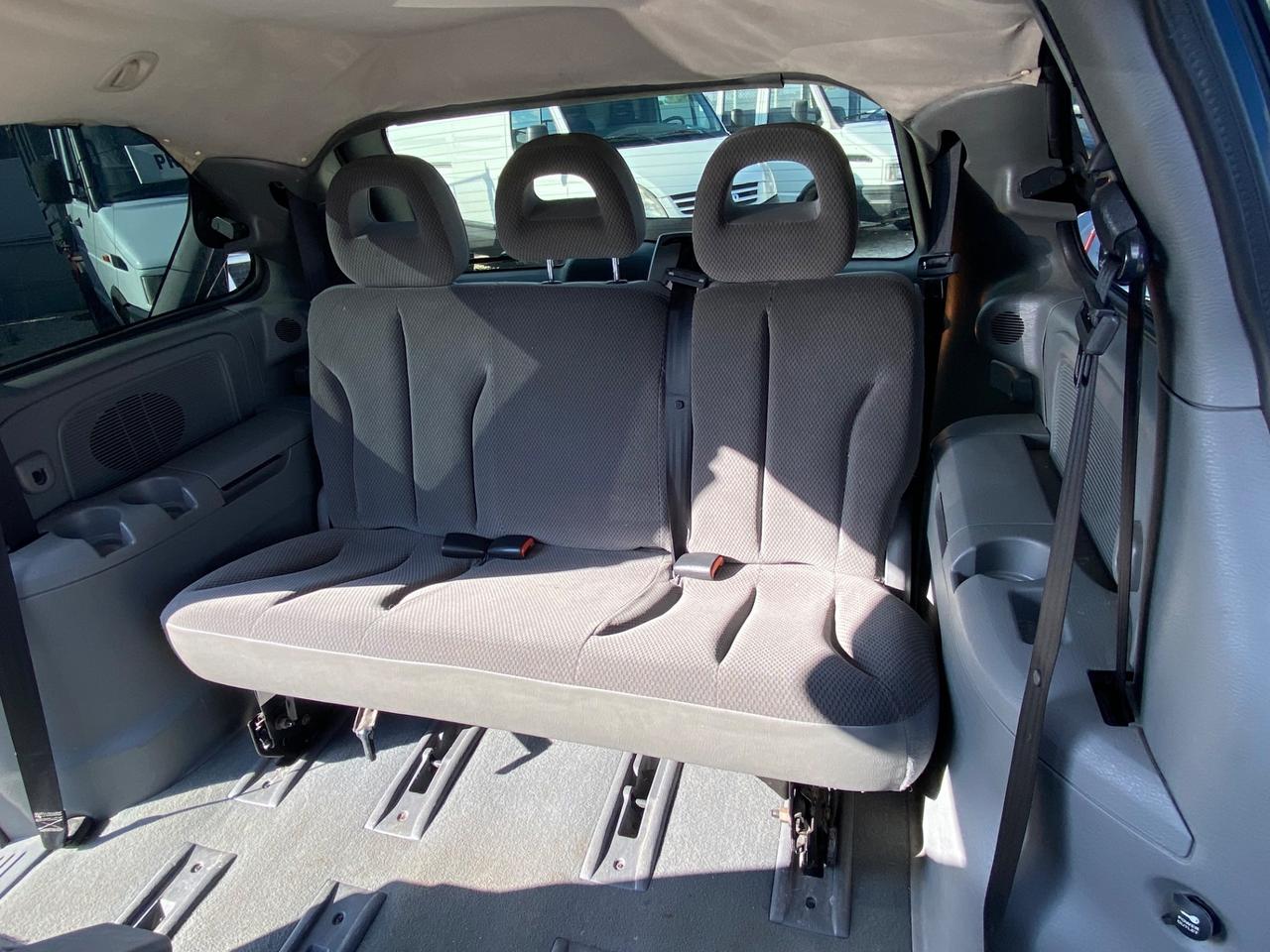 Chrysler Voyager 2.5 CRD cat LX Leather