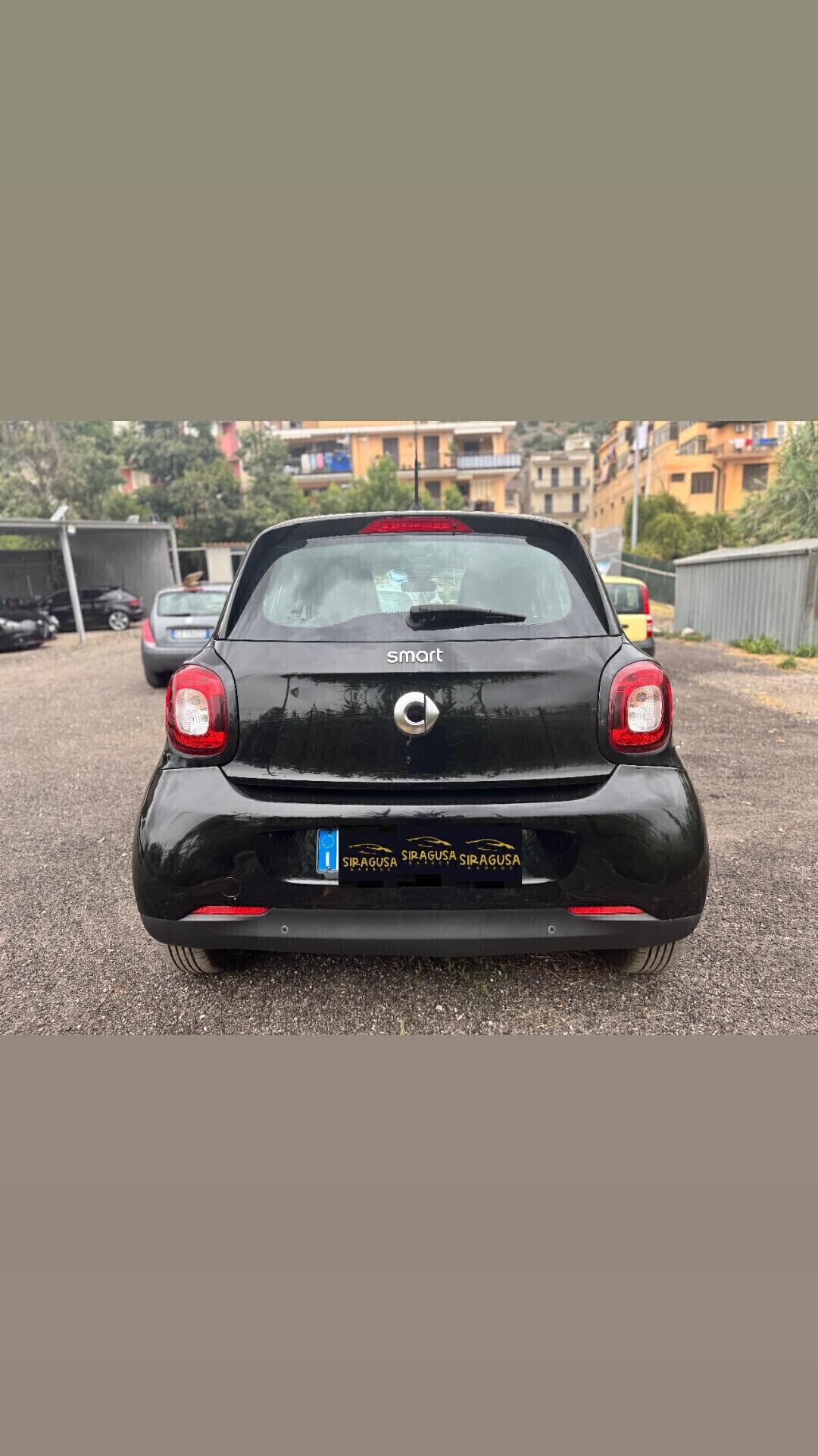 Smart ForFour 70 1.0 Youngster