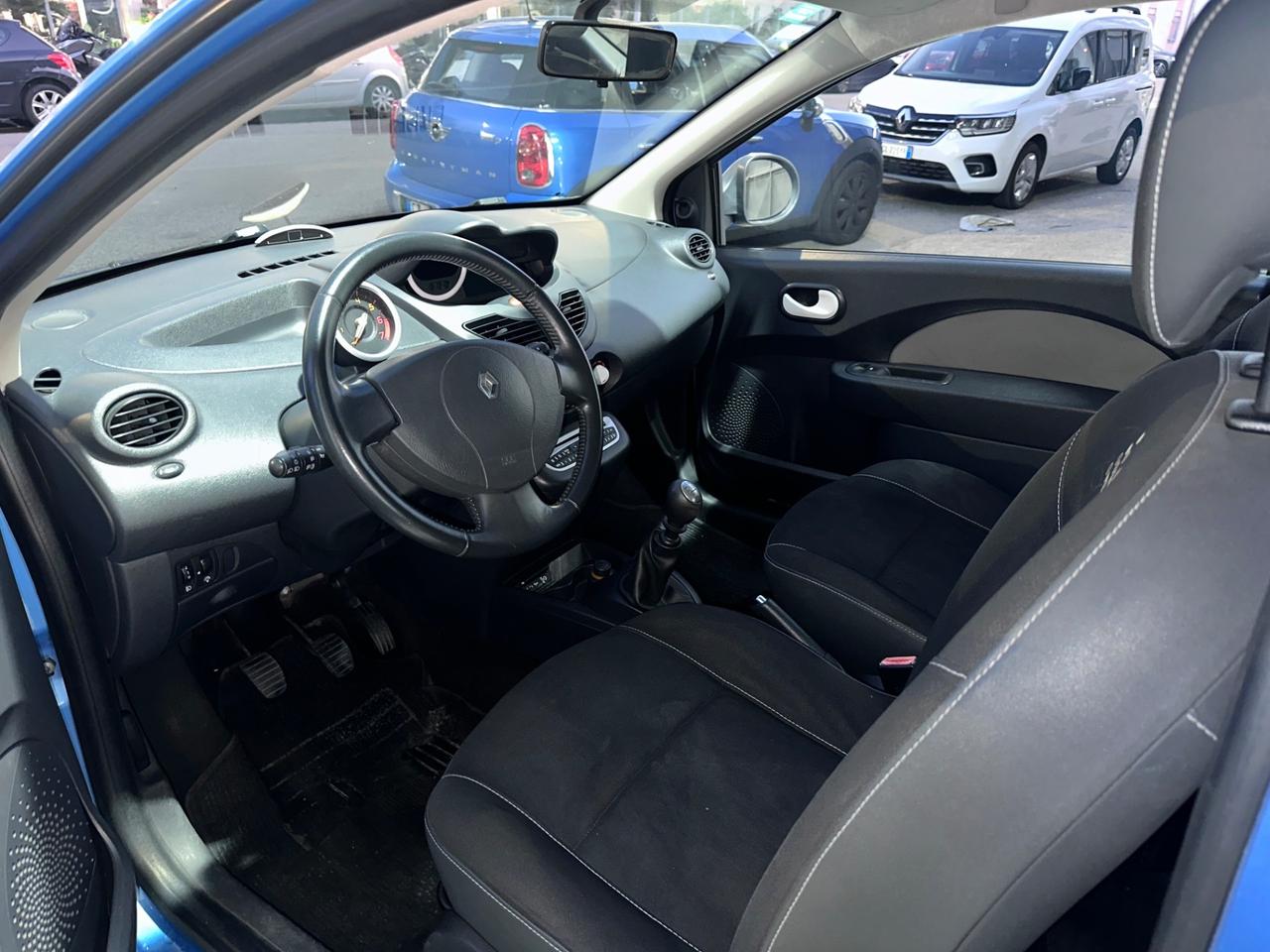 Renault Twingo 1.2 16V LEV Yahoo! 2011
