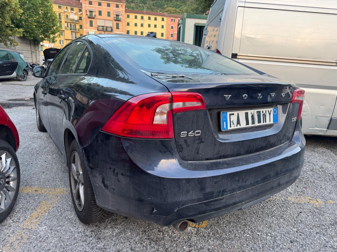 VOLVO S60 2.0 120CV MOTORE ROTTO NON PARTE