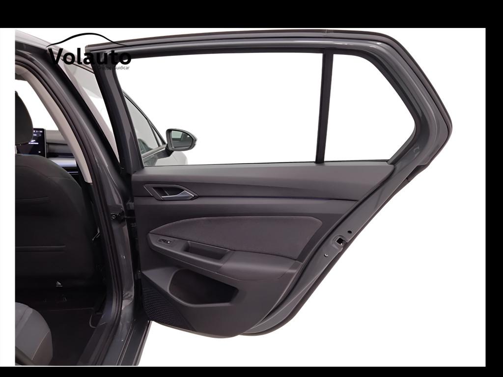 VOLKSWAGEN Golf VIII 2024 - Golf 2.0 tdi Life 115cv