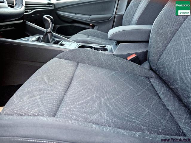 VOLKSWAGEN Golf 1.0 TSI EVO Life