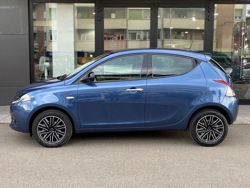 Lancia Ypsilon Ypsilon 1.2 69 CV 5 porte GPL Ecochic Silver