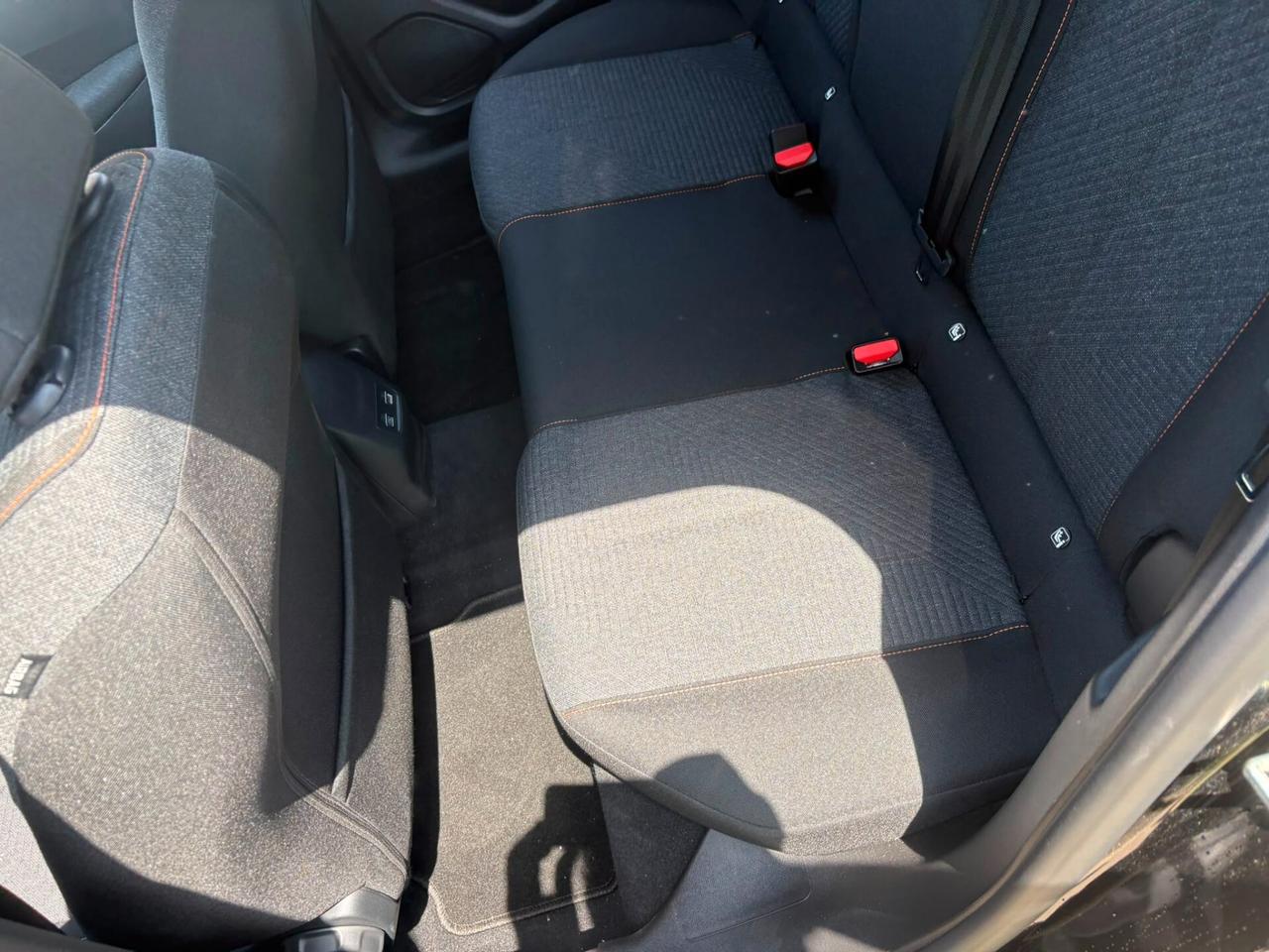 Peugeot 208 Hybrid 110 e-DCS6 Style