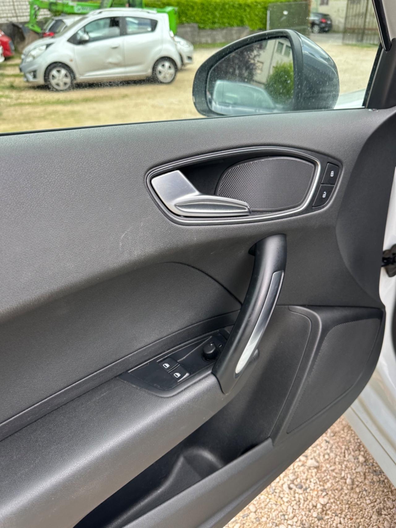 Audi A1 1.6 TDI SLINE AUTOMAT KMCERT GARANZ UNICOPR