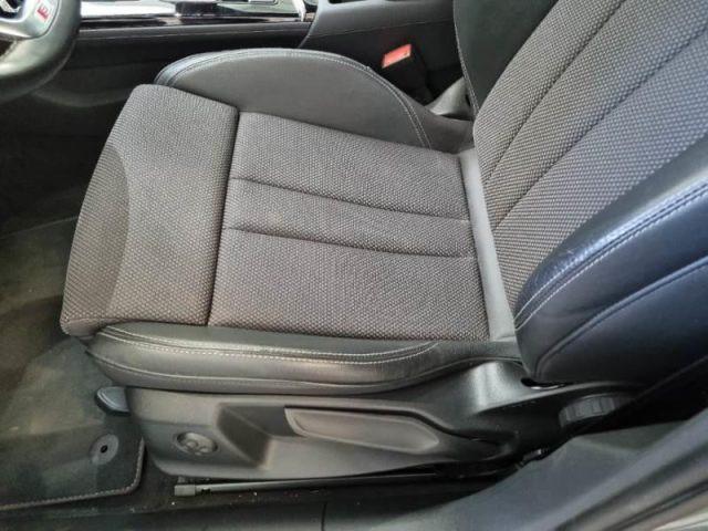 AUDI A4 Avant 40 TDI quattro S tronic S line edition