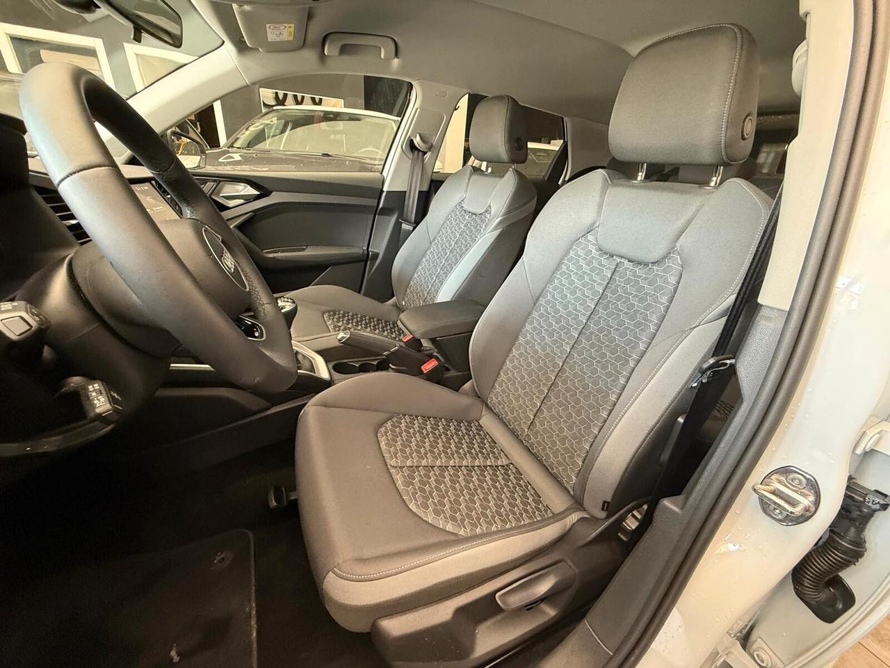 Audi A1 SPB 30 TFSI Identity Black