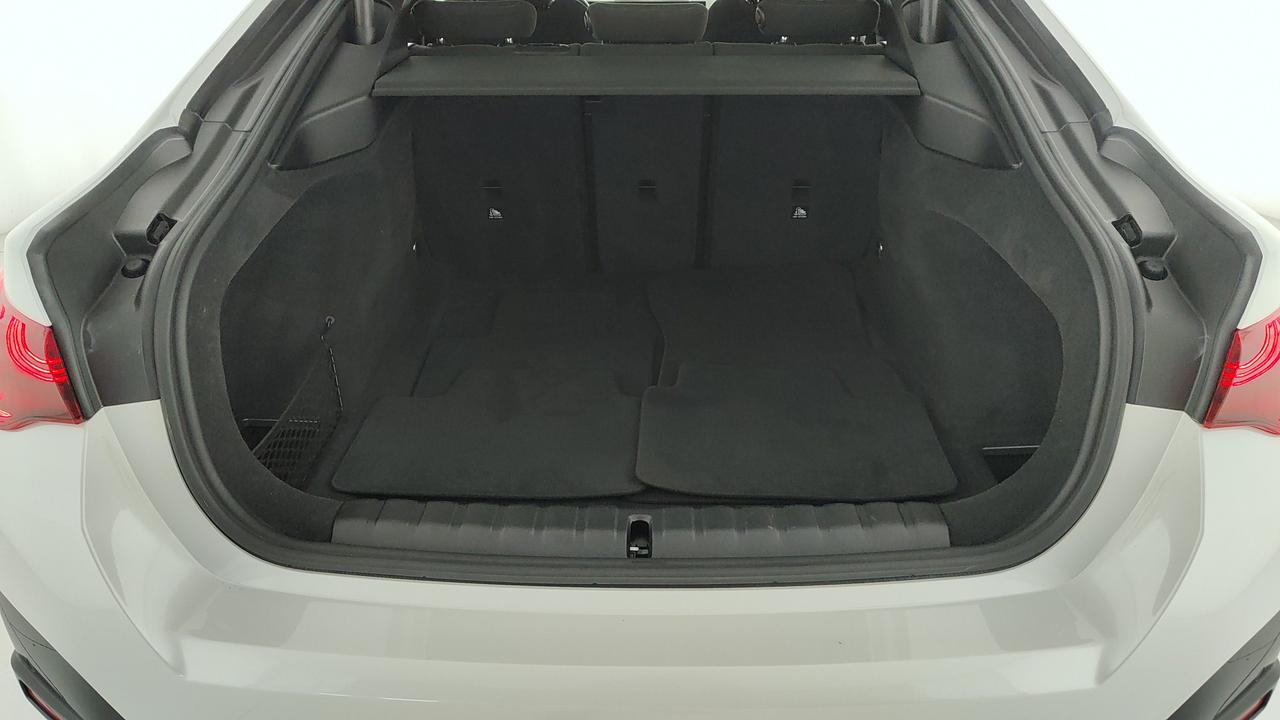 BMW Serie 4 G26 LCI 2024 Gran Coupe - 420d Gran Coupe mhev 48V xdrive MSport Pro auto