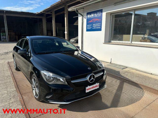 MERCEDES-BENZ CLA 200 d S.W. Automatic Business NAVIG!!!