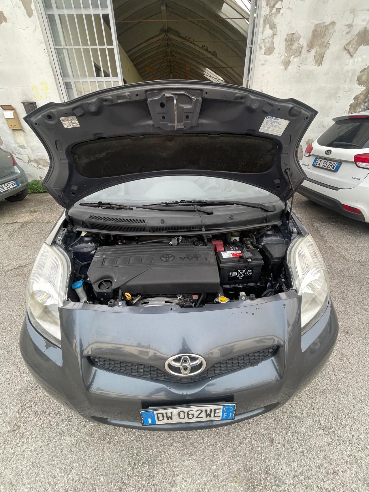 Toyota Yaris 1.3 5 porte Sol