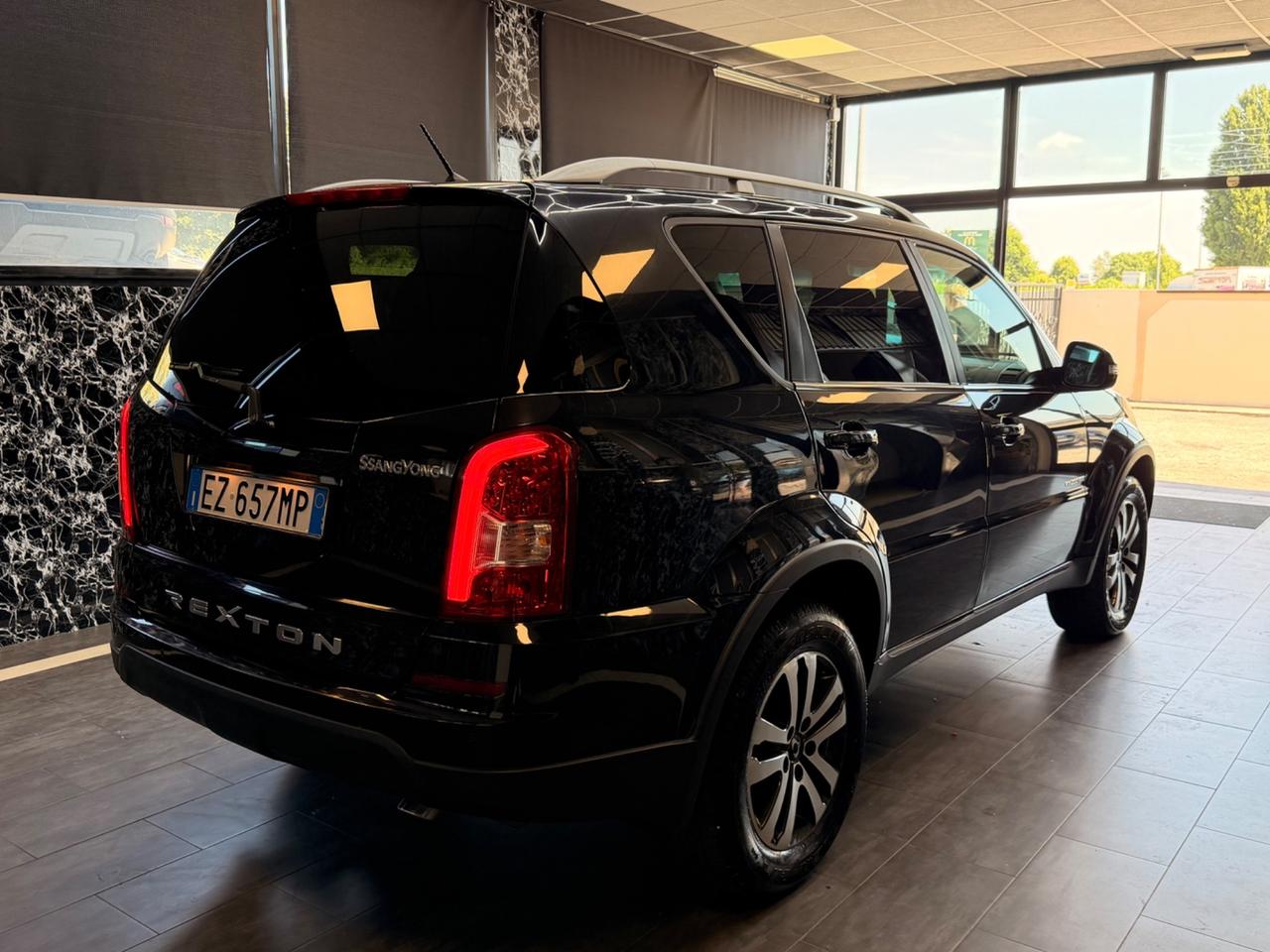 Ssangyong Rexton W 2.0 Xdi 4WD A/T Top