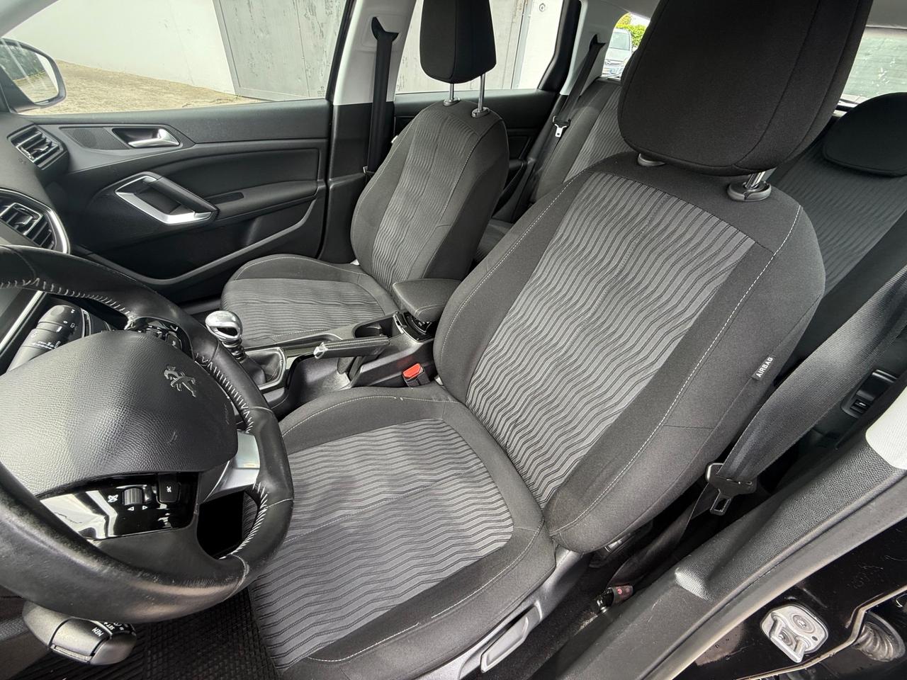 Peugeot 308 1.6 e-HDi Diesel 6MARCE POCHI KM