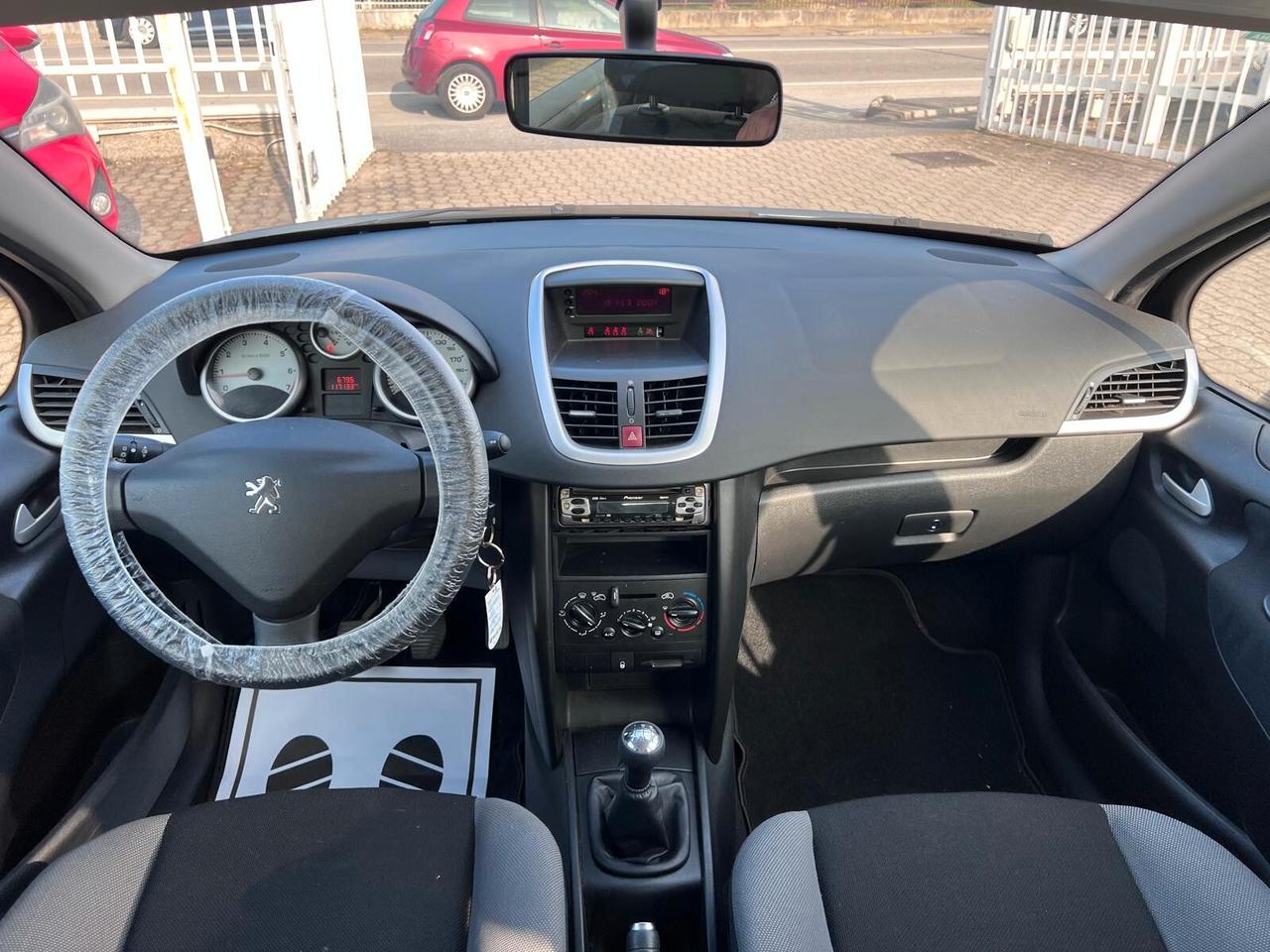 Peugeot 207 1.4 88CV 5p. XS