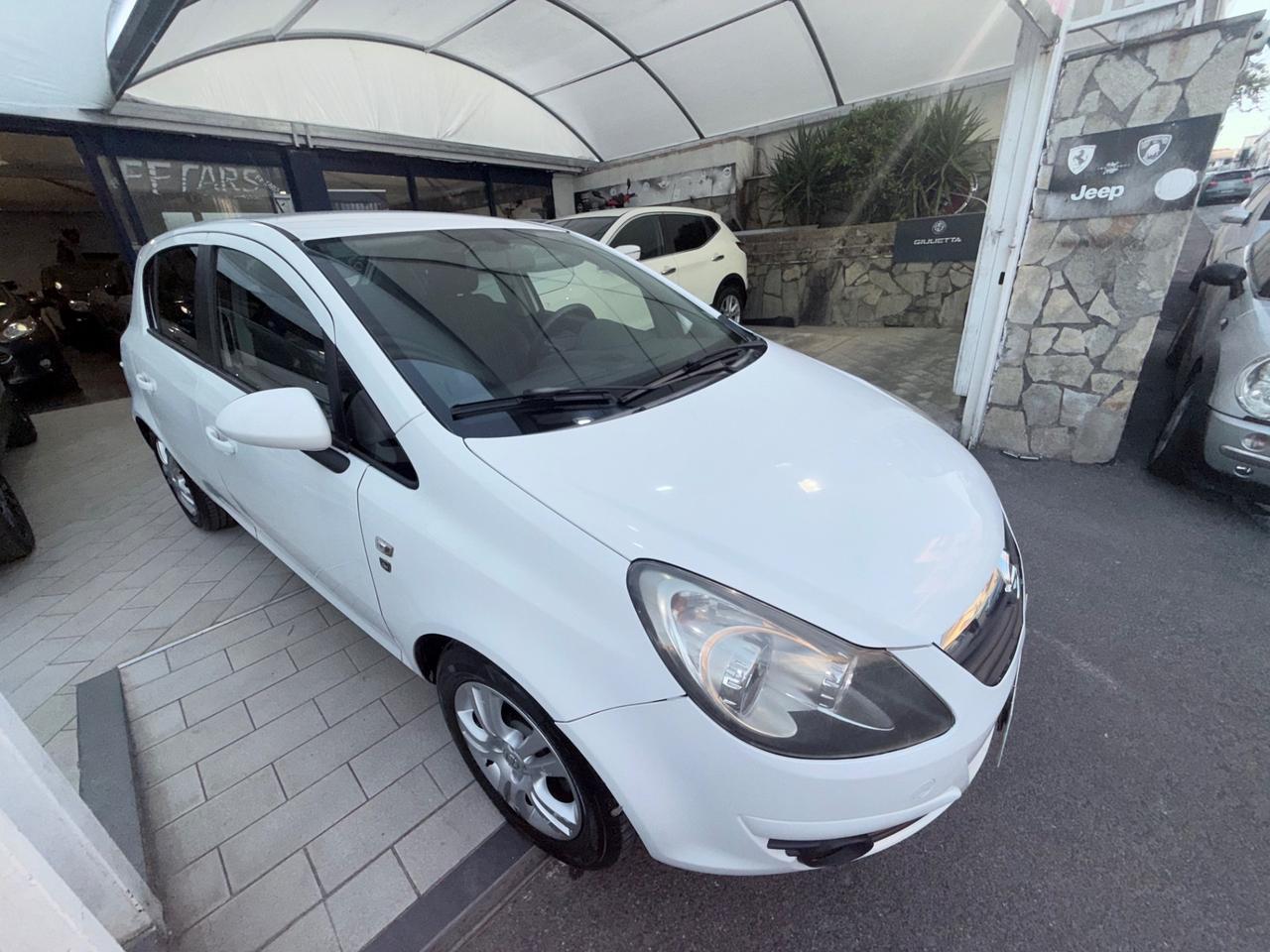 Opel Corsa 1.2 80CV 5 porte GPL-TECH Edition