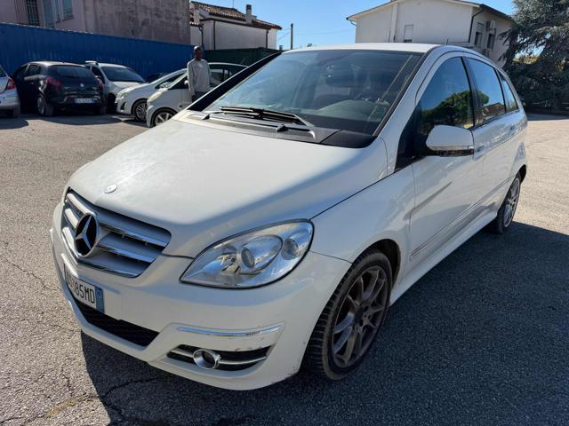 MERCEDES-BENZ B 180 CDI Sport senza nessun lavoro da fare